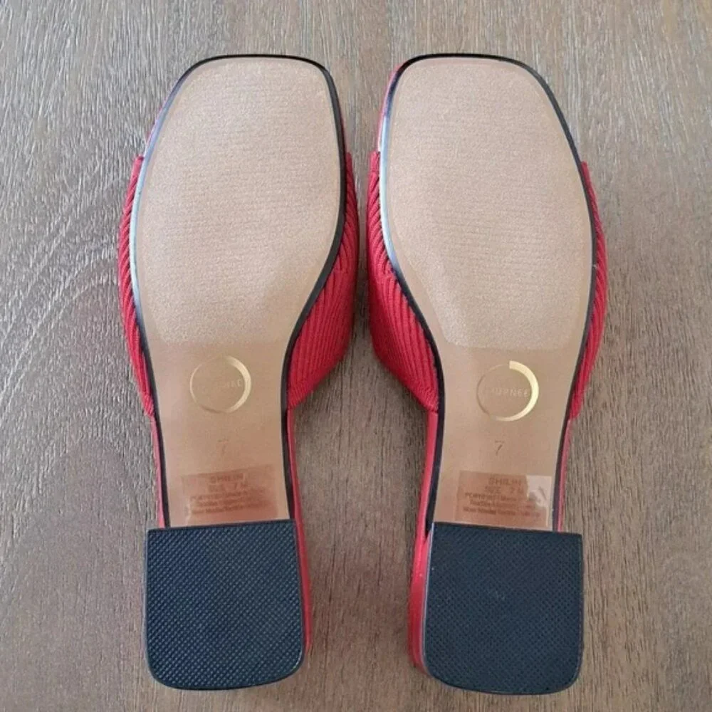 Journee Shilin Dress Sandals - Color: Red - Size: Women 7 - Picture 8 of 9